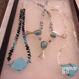 all for one price.. Never worn jewelry